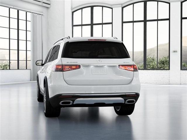 2025 Mercedes-Benz GLS 