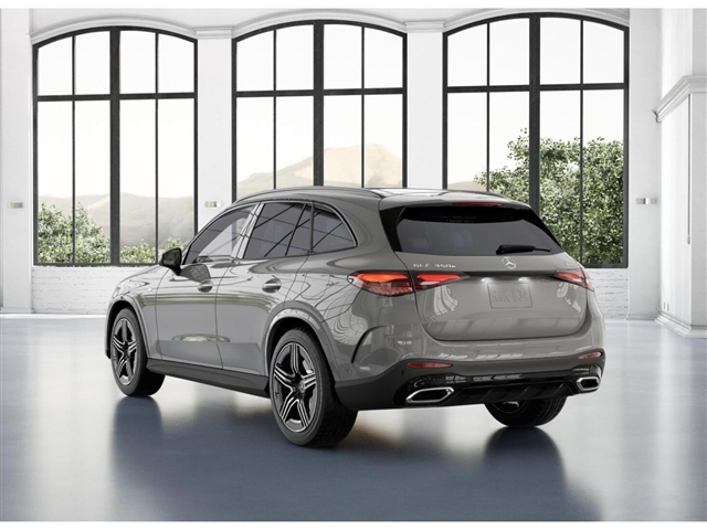 2025 Mercedes-Benz GLC 