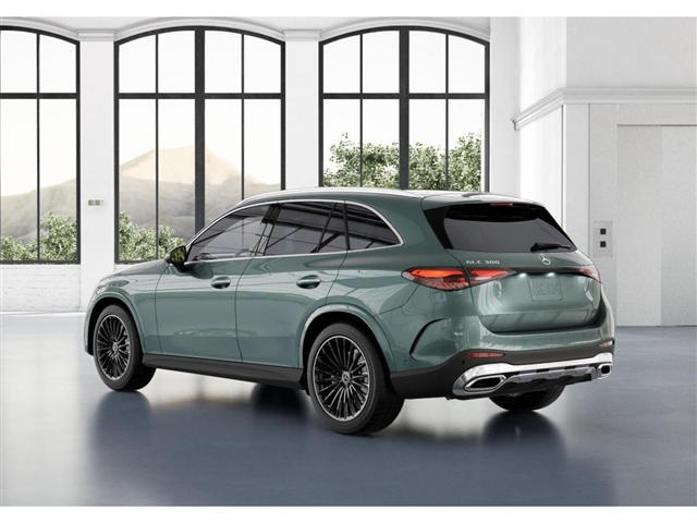 2025 Mercedes-Benz GLC 