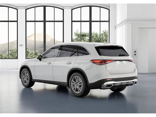 2025 Mercedes-Benz GLC 