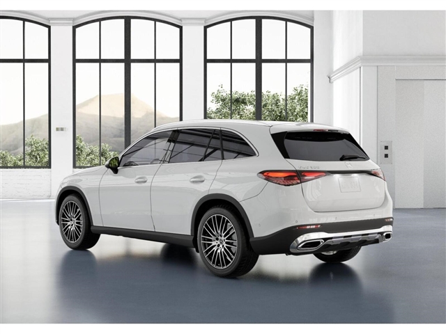2025 Mercedes-Benz GLC 