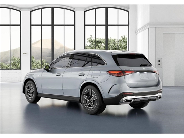 2025 Mercedes-Benz GLC 