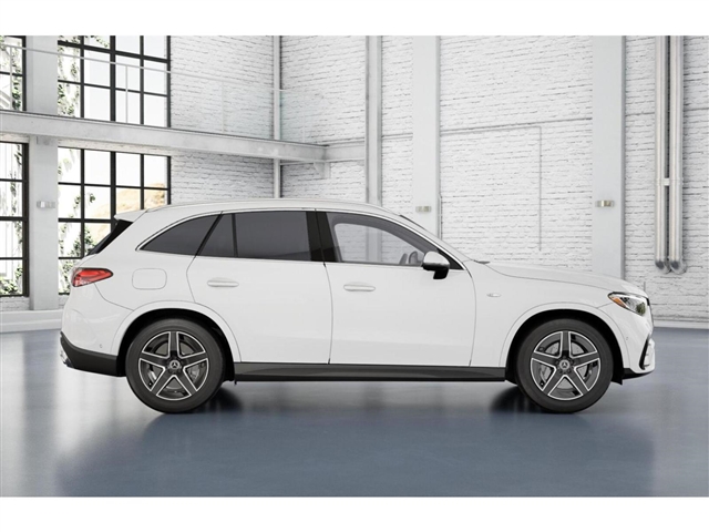 2025 Mercedes-Benz GLC 