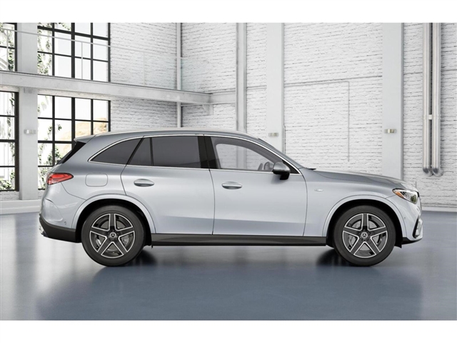 2025 Mercedes-Benz GLC 