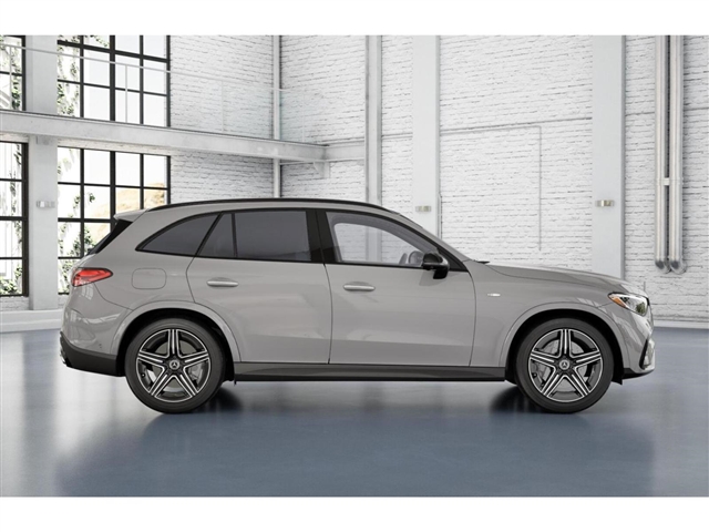 2025 Mercedes-Benz GLC 