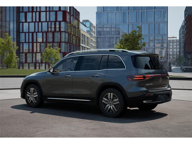 2025 Mercedes-Benz EQB 