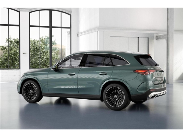 2025 Mercedes-Benz GLC 
