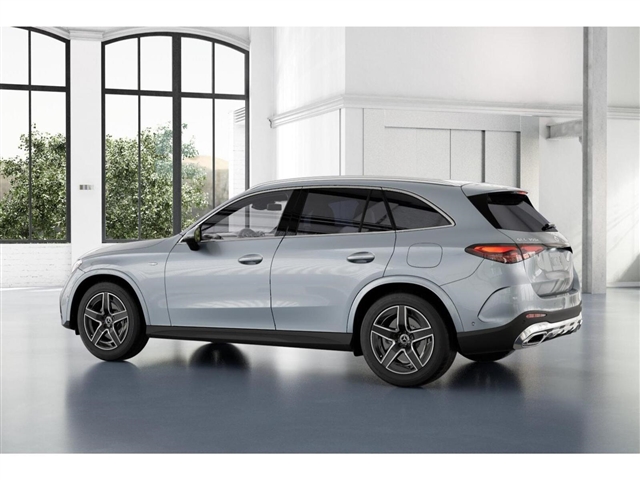 2025 Mercedes-Benz GLC 