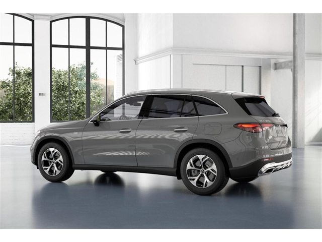 2025 Mercedes-Benz GLC 