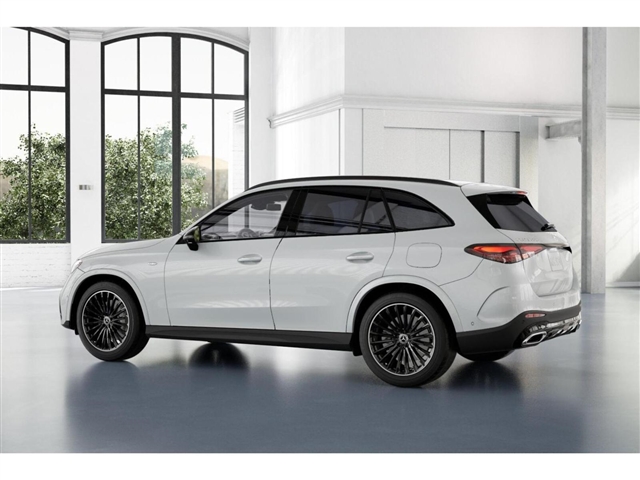 2025 Mercedes-Benz GLC 