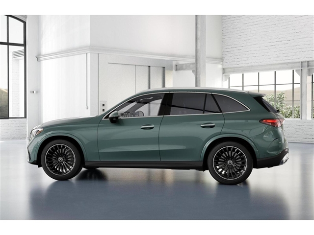 2025 Mercedes-Benz GLC 