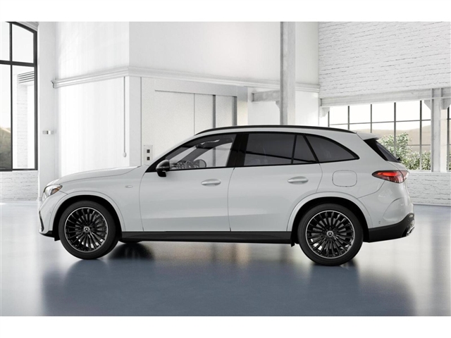 2025 Mercedes-Benz GLC 