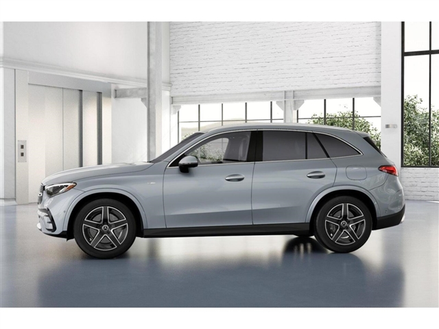2025 Mercedes-Benz GLC 