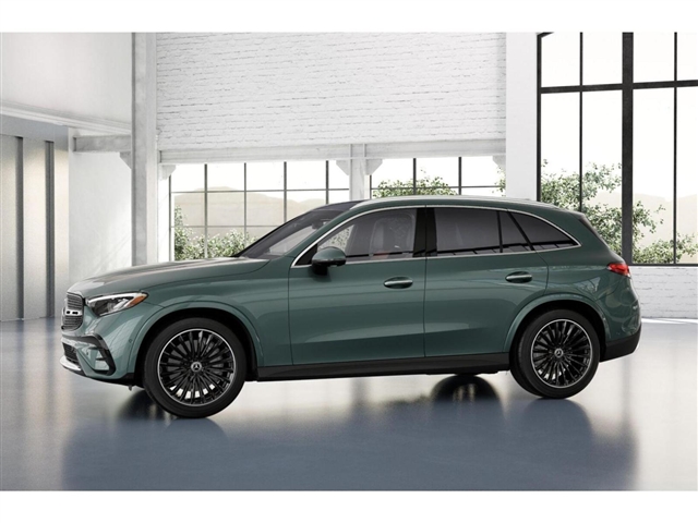 2025 Mercedes-Benz GLC 