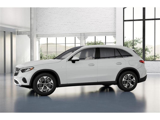 2025 Mercedes-Benz GLC 