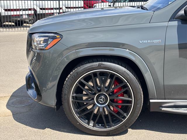 2025 Mercedes-Benz GLS 