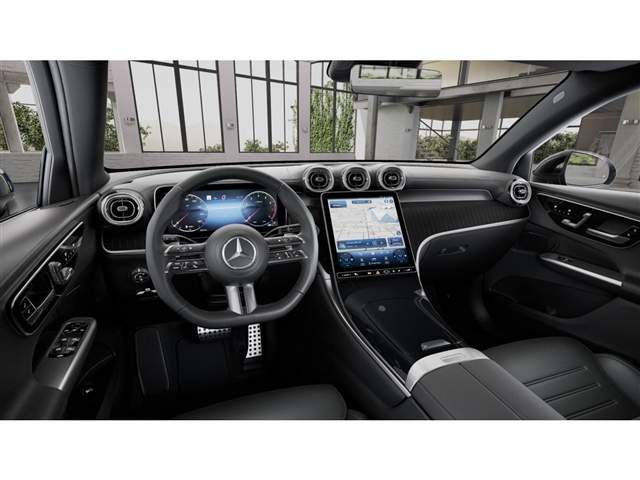 2025 Mercedes-Benz GLC 