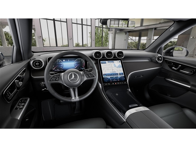 2025 Mercedes-Benz GLC 