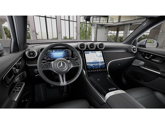 2025 Mercedes-Benz GLC 