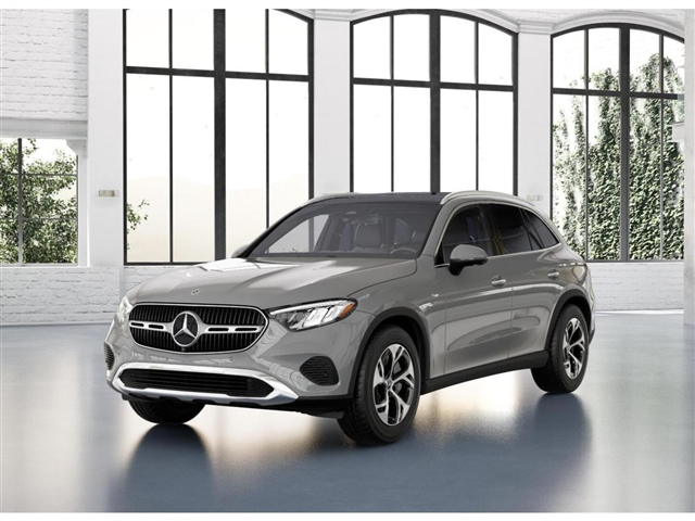 2025 Mercedes-Benz GLC 