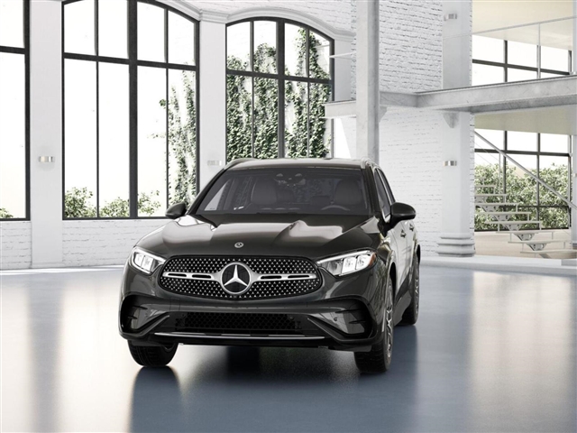 2025 Mercedes-Benz GLC 