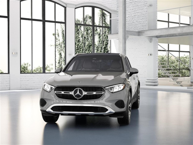 2025 Mercedes-Benz GLC 
