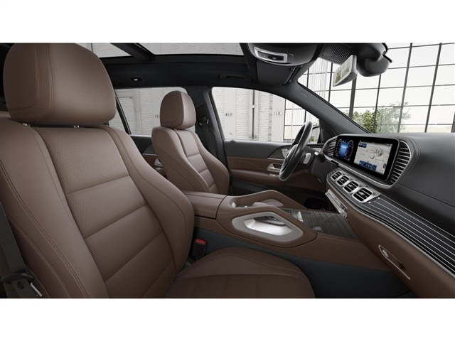 2025 Mercedes-Benz GLS 