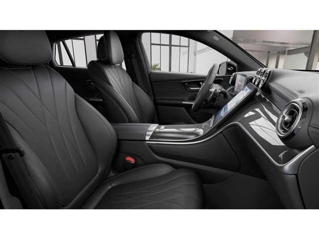 2025 Mercedes-Benz GLC S E Performance