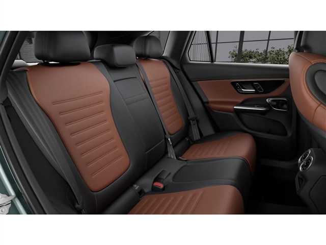 2025 Mercedes-Benz GLC 