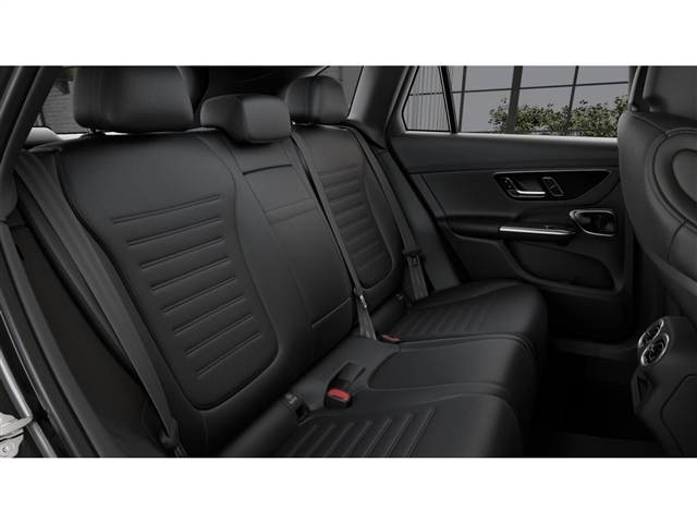 2025 Mercedes-Benz GLC 
