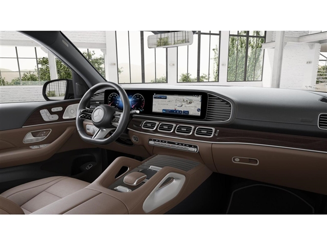 2025 Mercedes-Benz GLS 