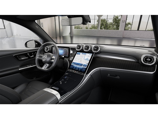 2025 Mercedes-Benz GLC 