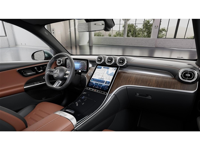 2025 Mercedes-Benz GLC 