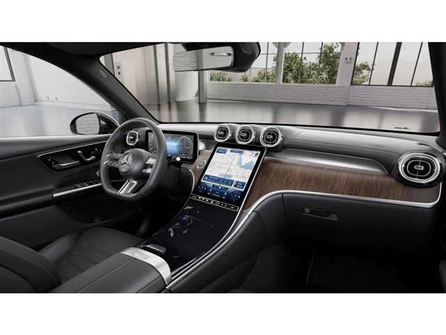 2025 Mercedes-Benz GLC 
