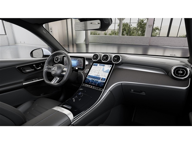 2025 Mercedes-Benz GLC 