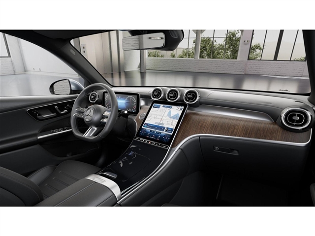 2025 Mercedes-Benz GLC 