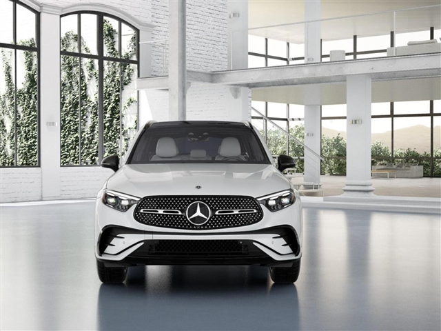 2025 Mercedes-Benz GLC 