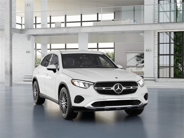 2025 Mercedes-Benz GLC 