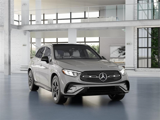2025 Mercedes-Benz GLC 