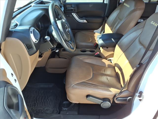 2015 Jeep Wrangler Unlimited Sahara - Photo 11