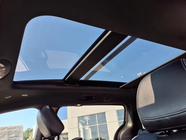 2021 Chrysler Pacifica Limited - Photo 12