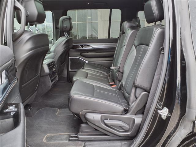 2022 Jeep Wagoneer Series I Carbide - Photo 13