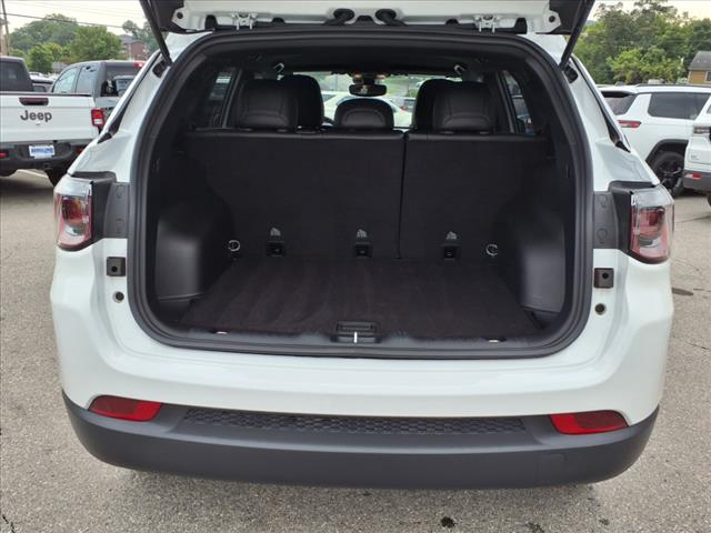 2024 Jeep Compass Latitude - Photo 13
