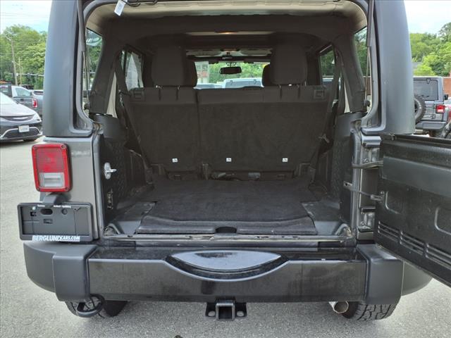 2018 Jeep Wrangler JK Unlimited Willys Wheeler W - Photo 14