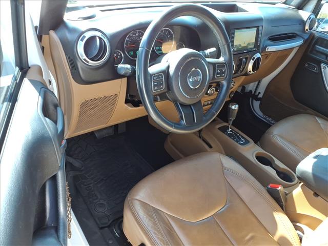 2015 Jeep Wrangler Unlimited Sahara - Photo 14