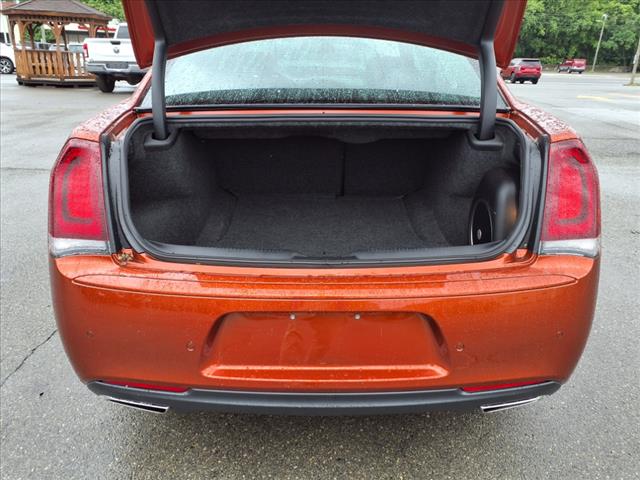 2021 Chrysler 300 S V6 - Photo 14