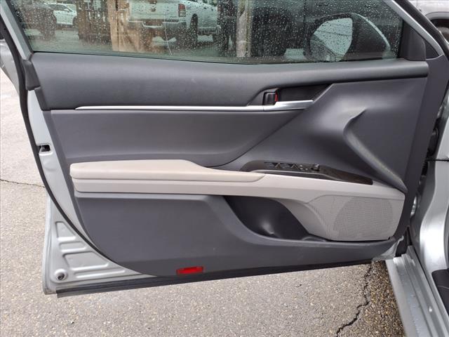 2023 Toyota Camry LE - Photo 15