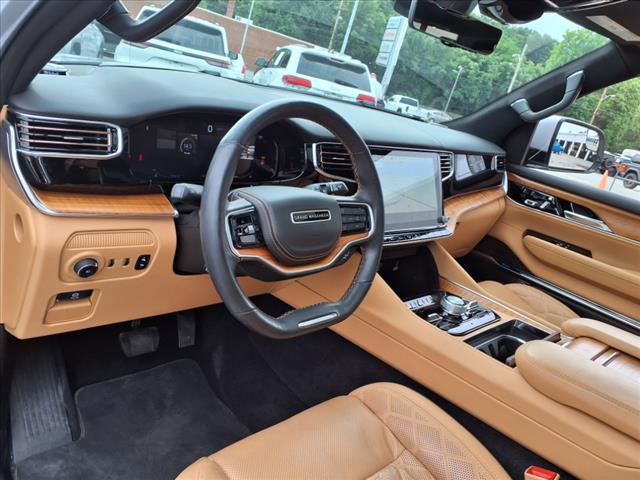 2022 Jeep Grand Wagoneer Series III - Photo 16