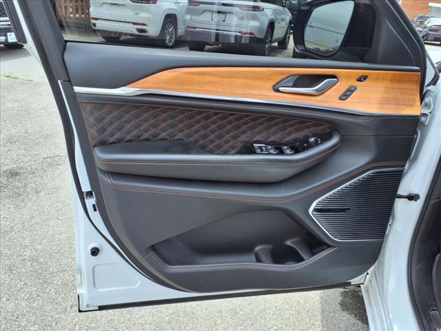 2022 Jeep Grand Cherokee L Summit Reserve - Photo 17