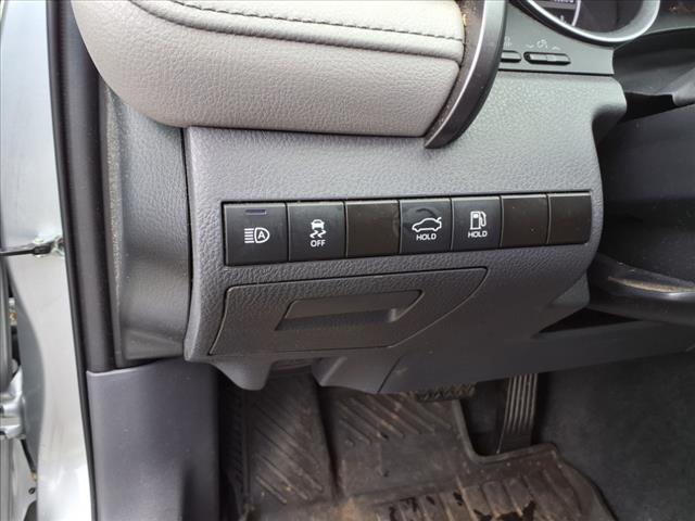2023 Toyota Camry LE - Photo 17